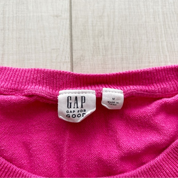 Pink and red striped sweater - Picture 3 of 6